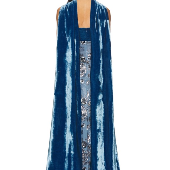 Sau Lee Adrian Gown - Picture 2 of 8